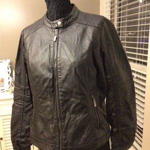 APT.9  imitation leather jacket size XL